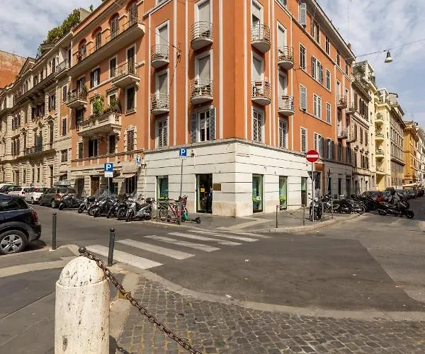 Charming With Patio A Few Steps From Colosseum Apartment Rom