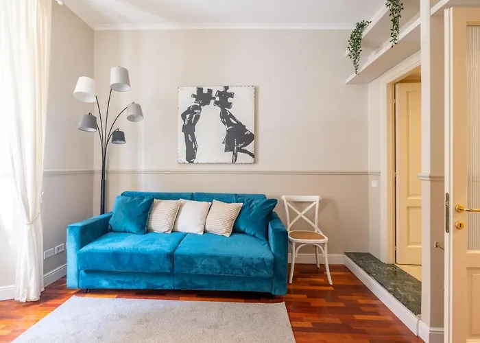 Charming With Patio A Few Steps From Colosseum Apartment