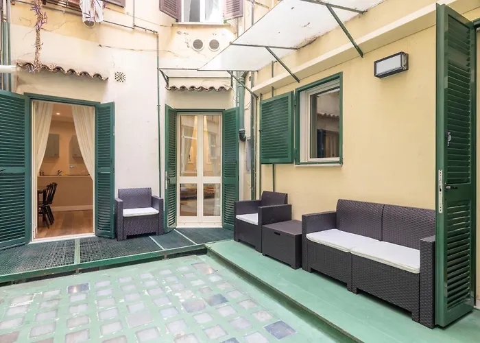 Apartment Charming With Patio A Few Steps From Colosseum *