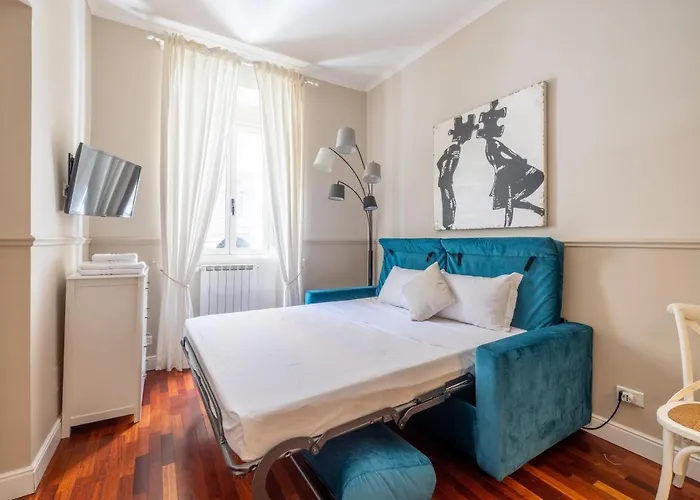 Charming With Patio A Few Steps From Colosseum Apartment Rom